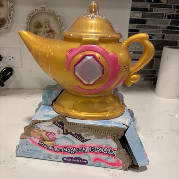 Magic Mixies Magic Genie Lamp Interactive 8" Pink Plush The Real Misting Lamp - Picture 6 of 11